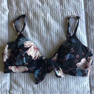 Billabong floral print tie bathing suit top 🧞